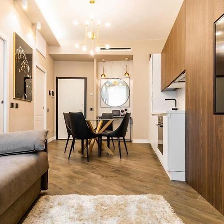 Dali Duomo Golden House Apartment Милано Екстериор снимка