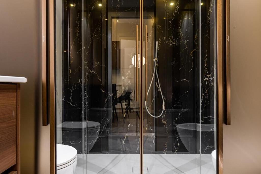 Dali Duomo Golden House Apartment Милано Екстериор снимка