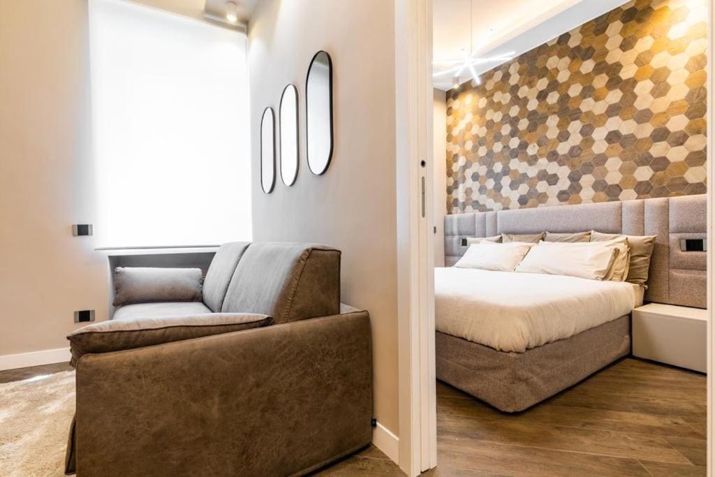 Dali Duomo Golden House Apartment Милано Екстериор снимка